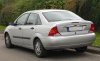 1024px-Ford_Focus_I_Stufenheck_rear_20101015.jpg